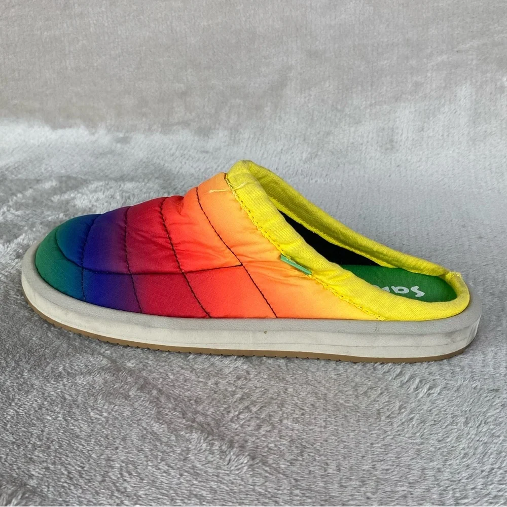 Sanuk Shoes Girls Kids Size 4 Rainbow Tie Dye Quilted Slip On Comfort Slippers